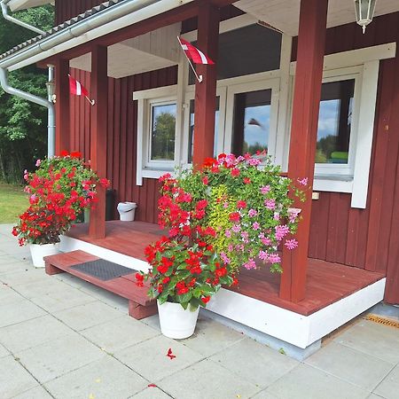 Toma Pirts Liela Villa Ikskile Bagian luar foto