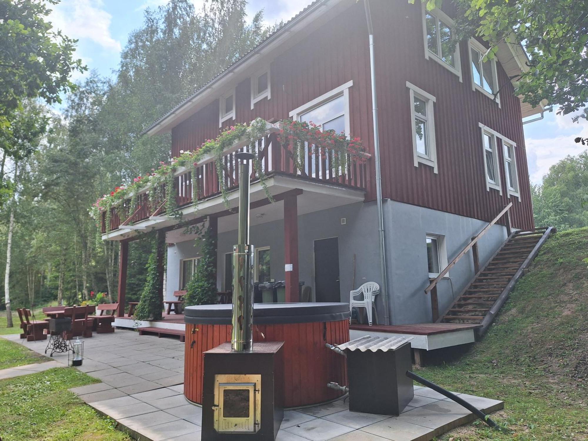 Toma Pirts Liela Villa Ikskile Bagian luar foto