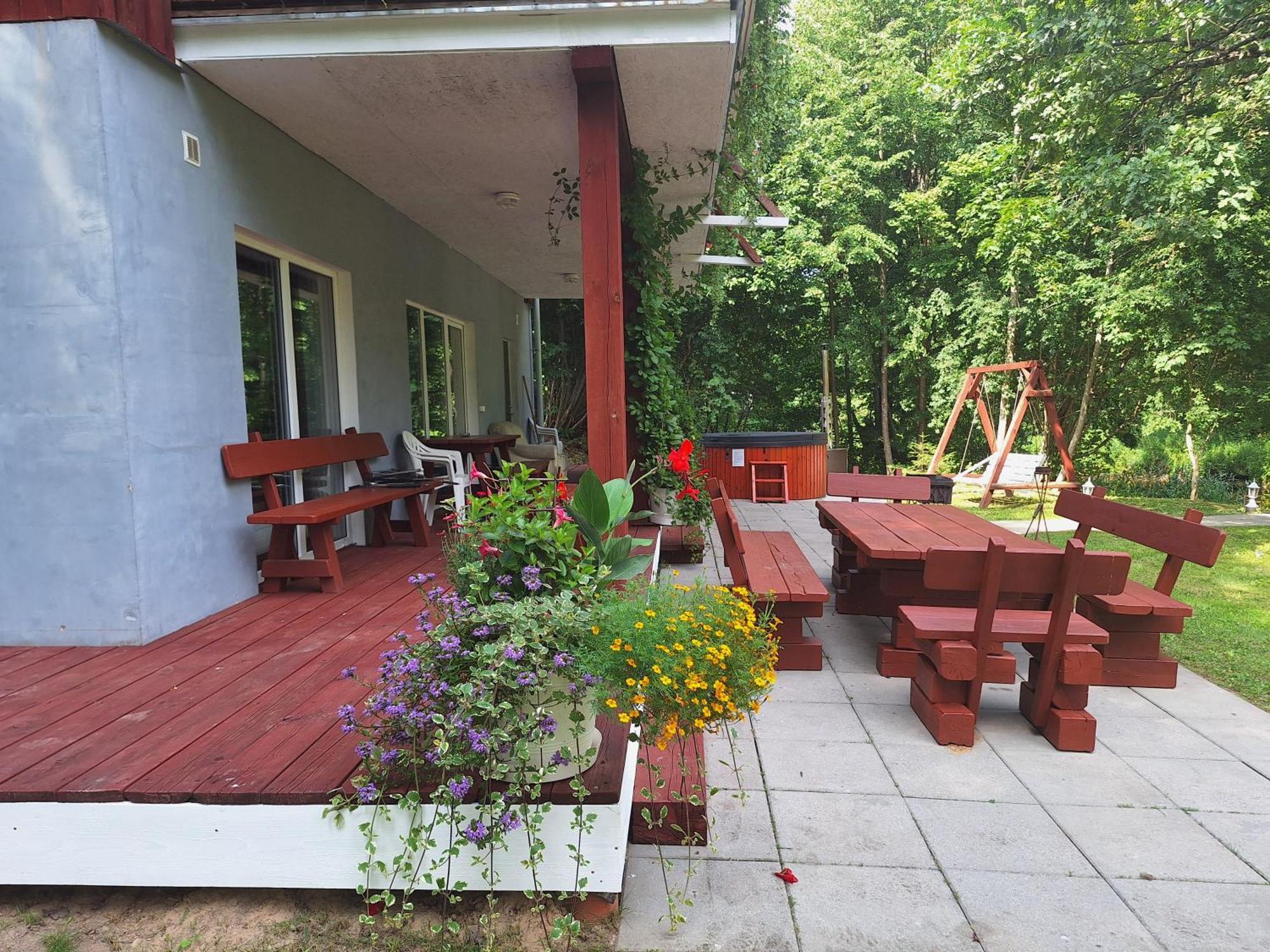 Toma Pirts Liela Villa Ikskile Bagian luar foto