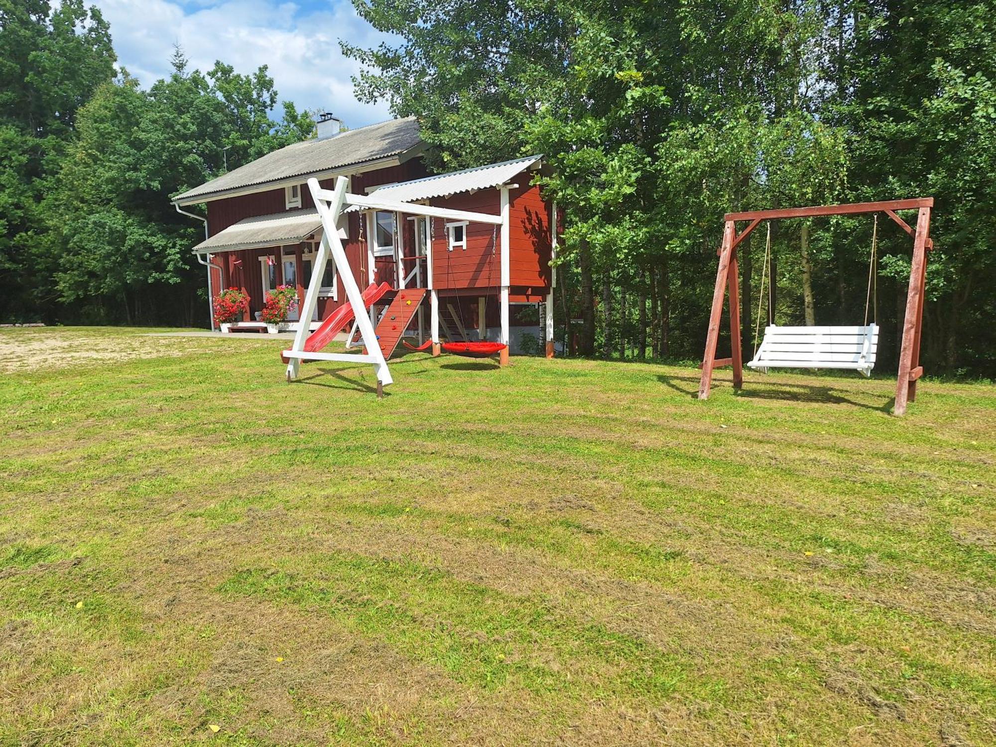 Toma Pirts Liela Villa Ikskile Bagian luar foto