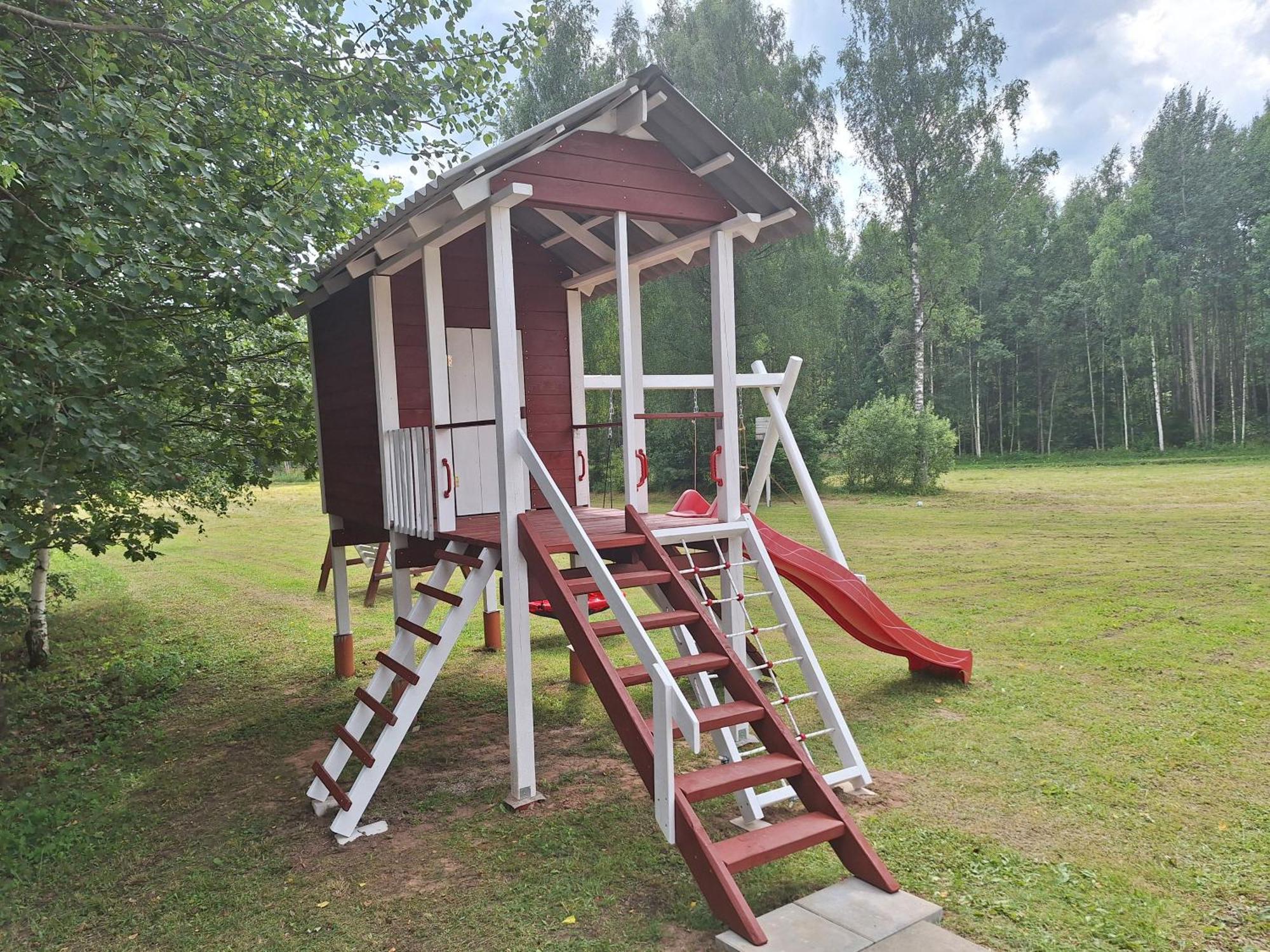 Toma Pirts Liela Villa Ikskile Bagian luar foto
